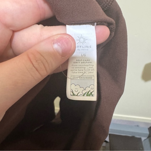 Women's Aerie Offline Brown Gym Activewear Workout Shorts with Pockets Size L - Picture 11 of 15